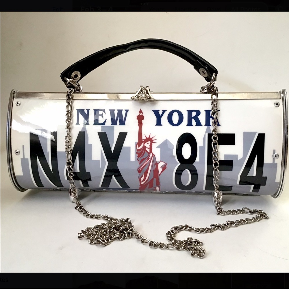 Vtg Prezzo Purse New York License Plate Design Hand Bag Footed Lightweight Chain